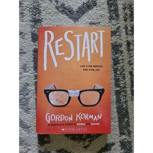 Restart - paperback Gordon Korman‎ Chapter book